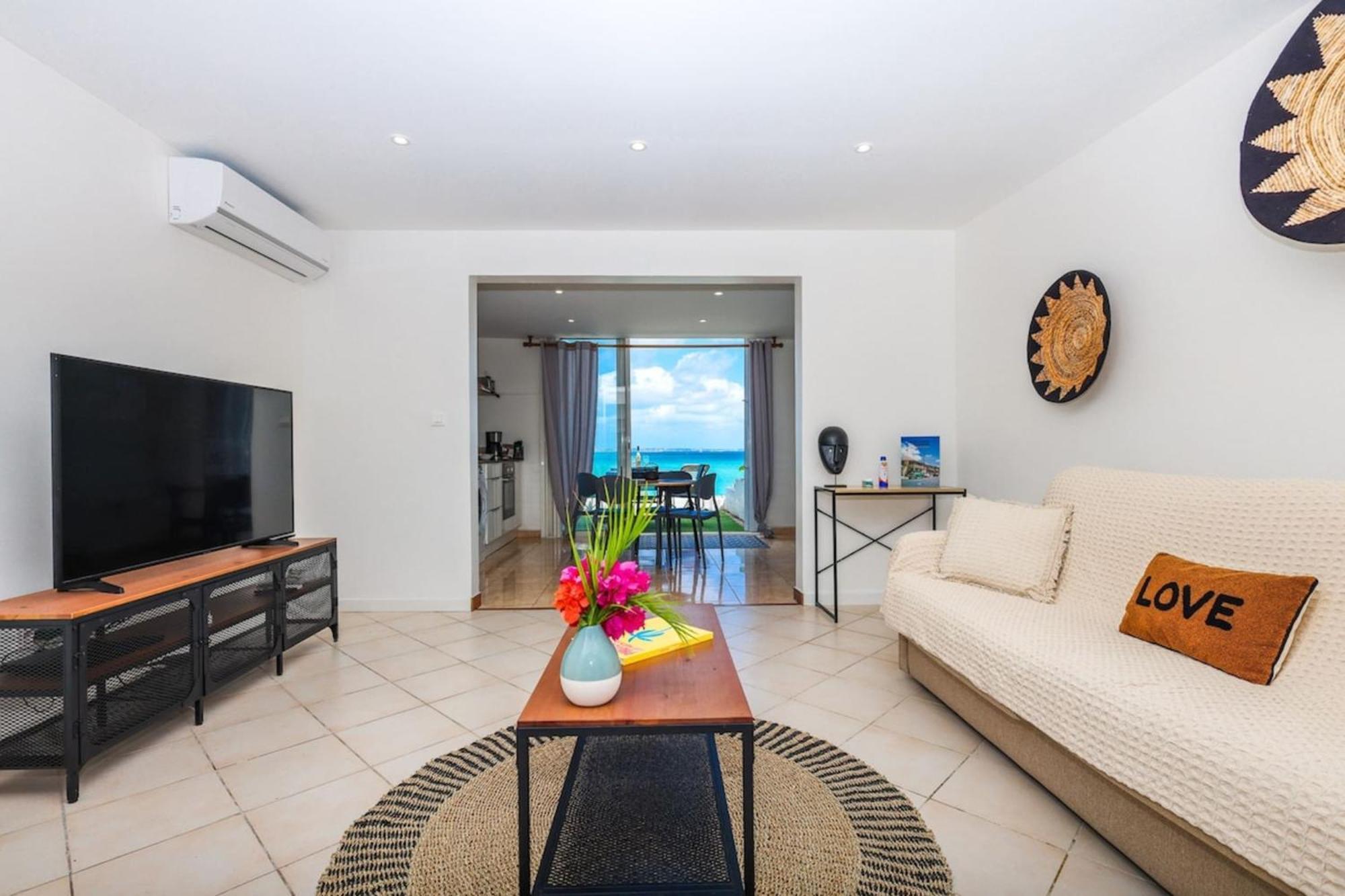 Watalibi - Beachfront Apartment Grand-Case Εξωτερικό φωτογραφία